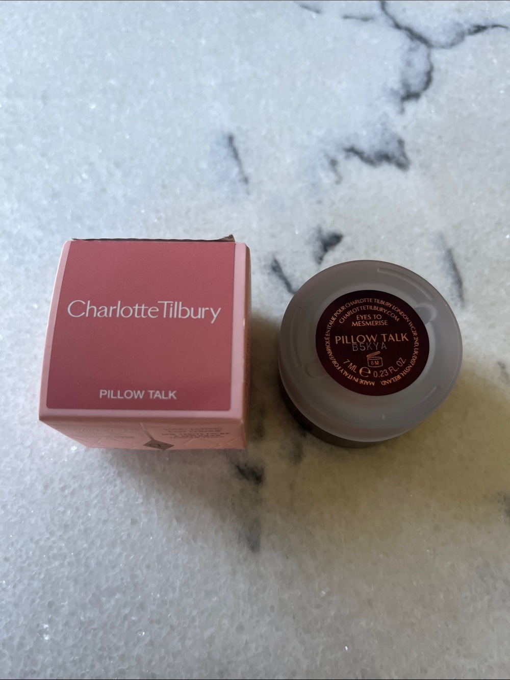 Charlotte Tilbury Eyes To Mesmerise Cream Eyeshadow in Pillow Talk - Picture 5 of 8